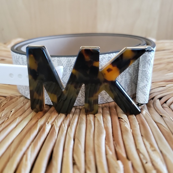 Michael Kors MK Signature Logo Belt NEW! - Picture 1 of 10